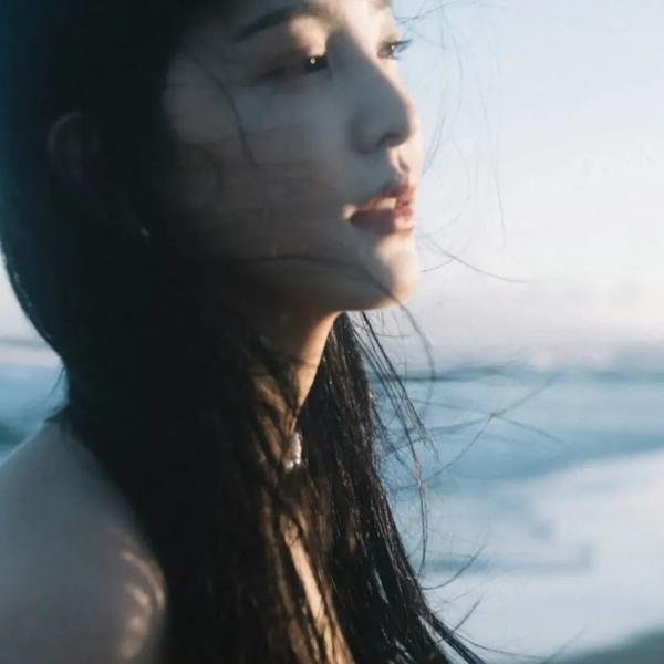 萍水相逢